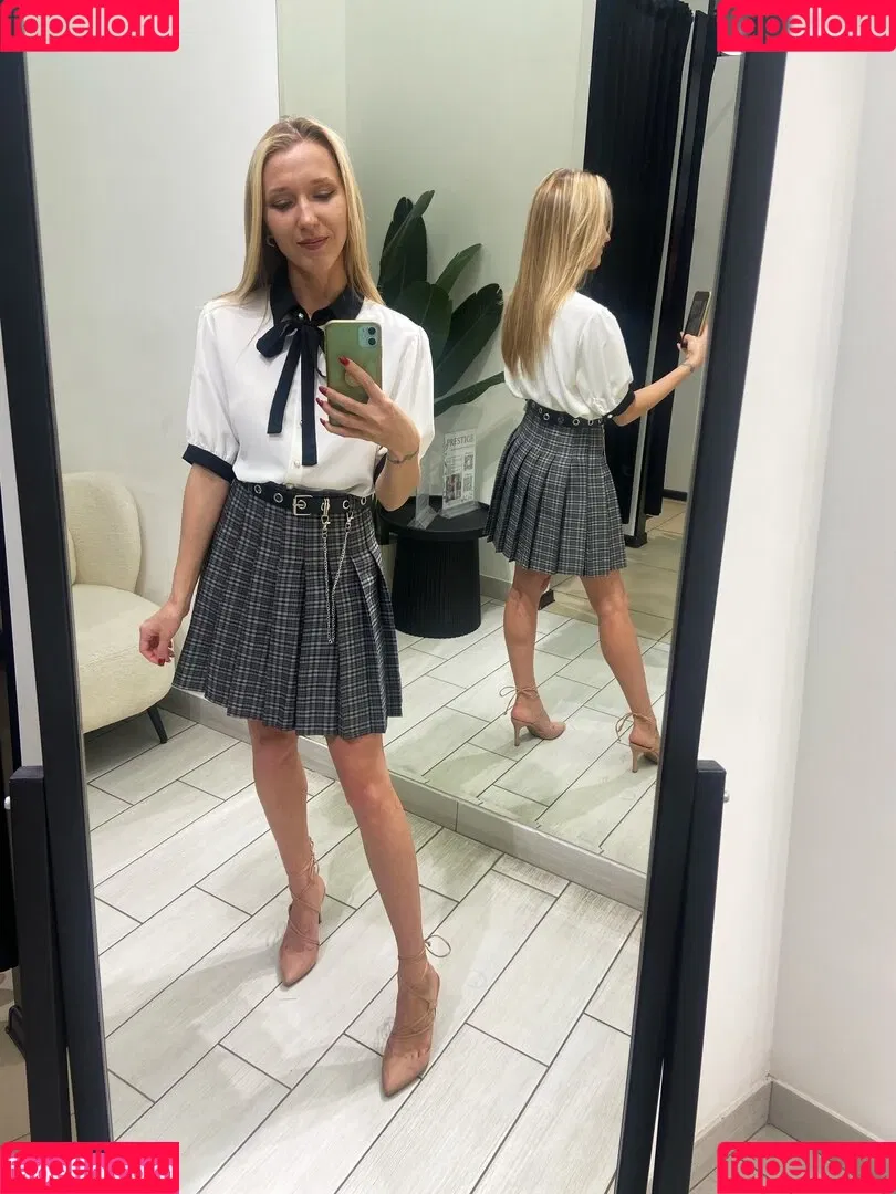 Natalie (Avo) Onlyfans Photo Gallery 