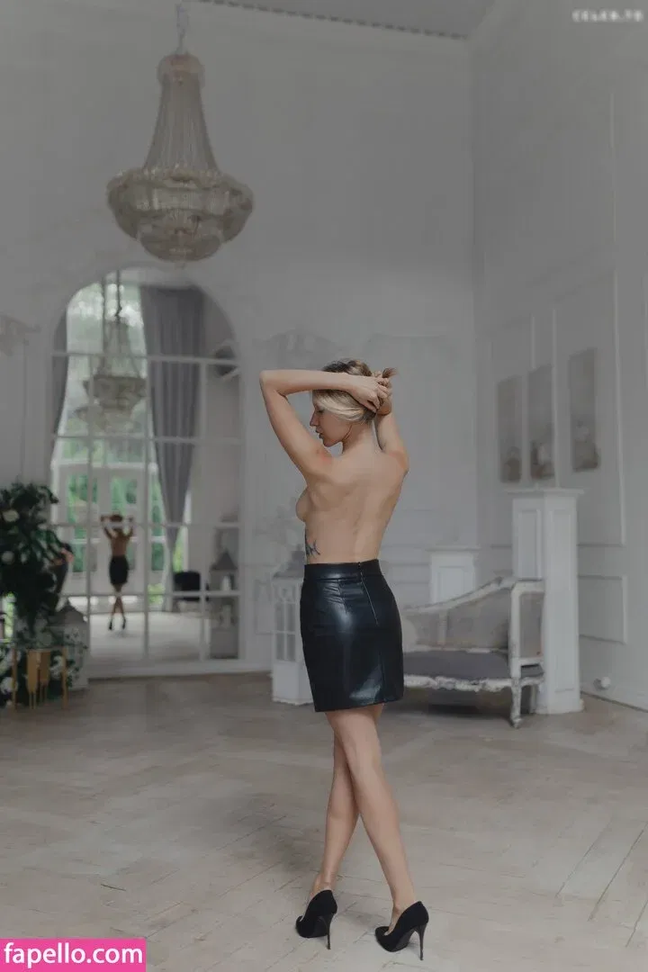 Natalie (Avo) Onlyfans Photo Gallery 