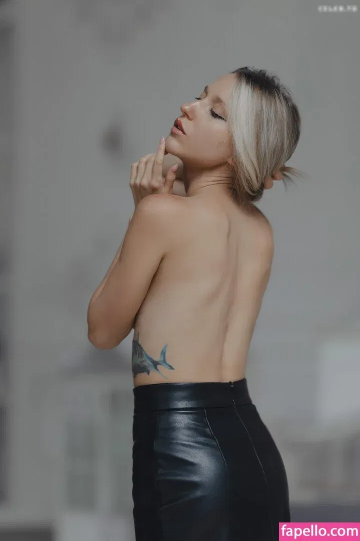 Natalie (Avo) Onlyfans Photo Gallery 