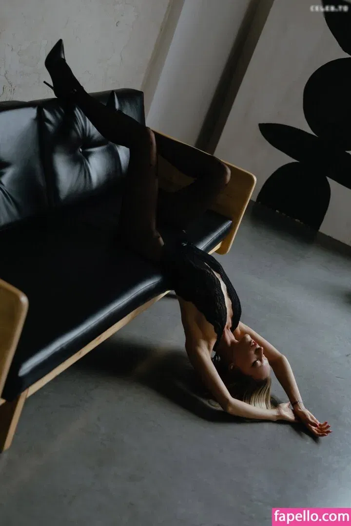 Natalie (Avo) Onlyfans Photo Gallery 