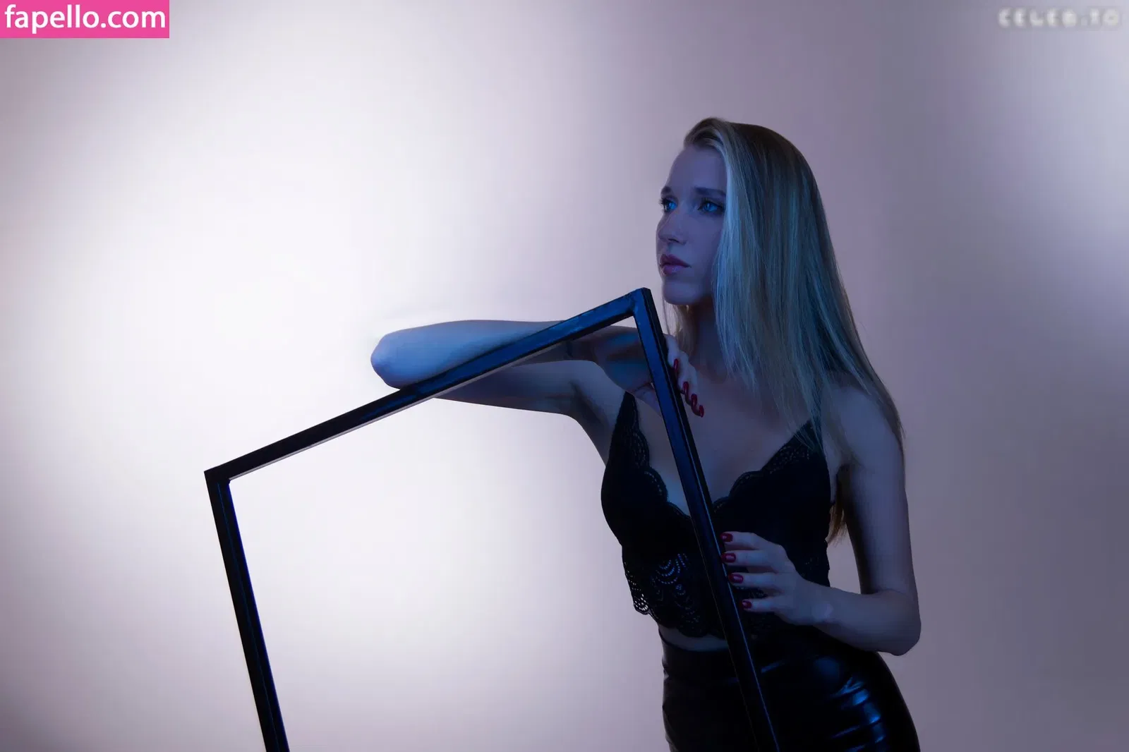 Natalie (Avo) Onlyfans Photo Gallery 