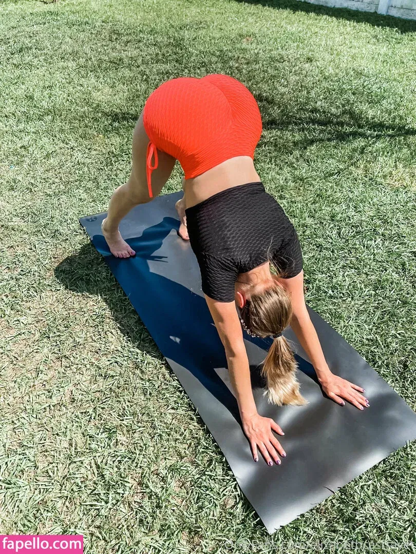 elizabethcastravet Onlyfans Photo Gallery 