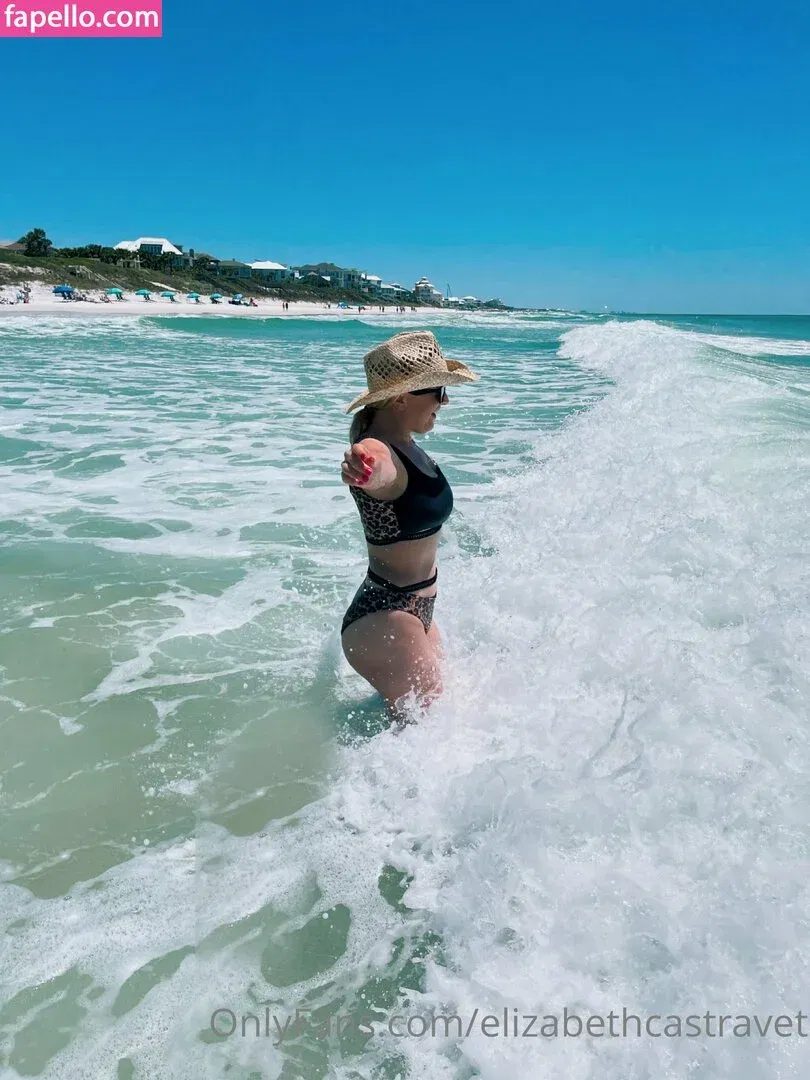 elizabethcastravet Onlyfans Photo Gallery 