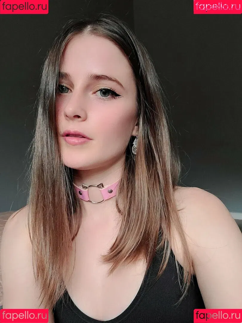 emmabarbyy Onlyfans Photo Gallery 
