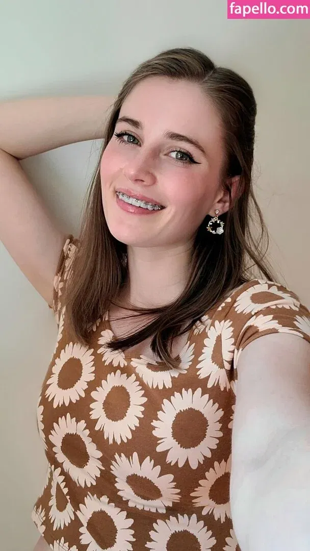 emmabarbyy Onlyfans Photo Gallery 