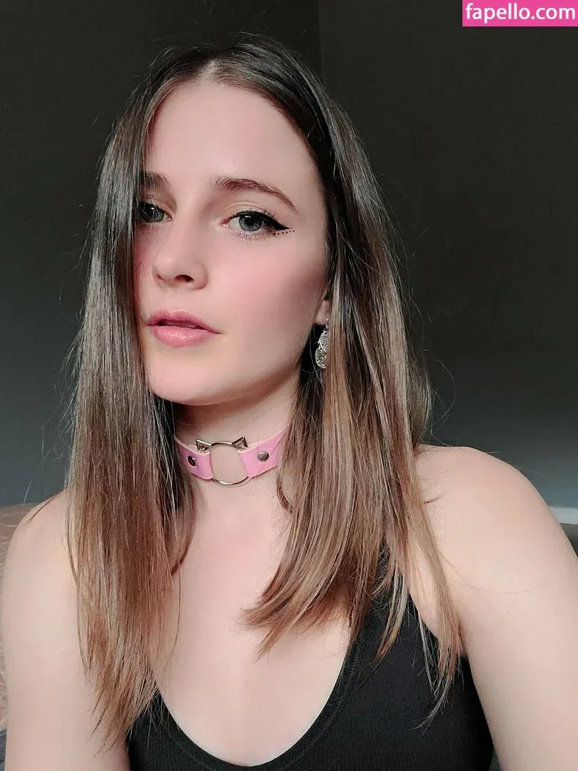 emmabarbyy Onlyfans Photo Gallery 