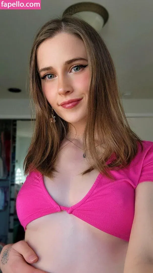 emmabarbyy Onlyfans Photo Gallery 