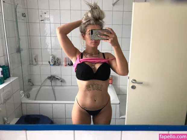 Fairy Karo Onlyfans Photo Gallery 