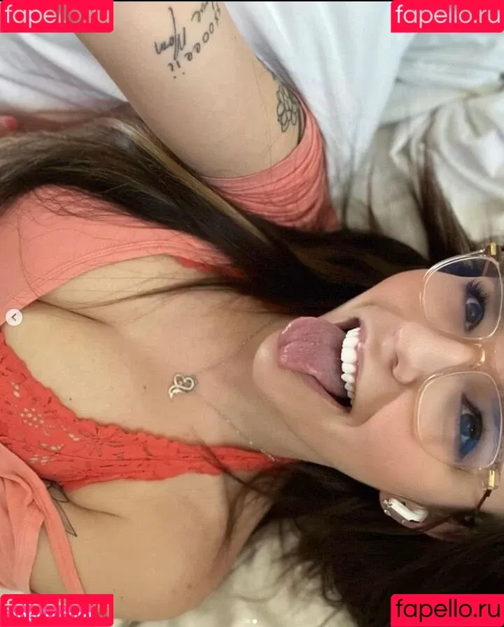 Dallyallyallas Onlyfans Photo Gallery 