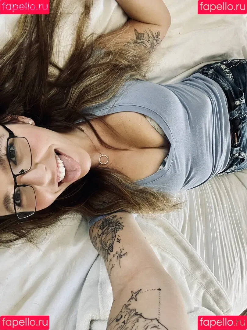 Dallyallyallas Onlyfans Photo Gallery 