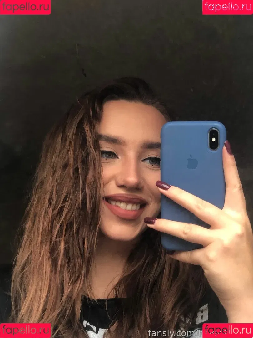 helen19free Onlyfans Photo Gallery 