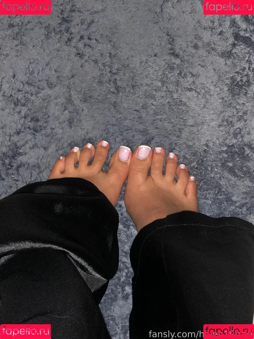 helen19free Onlyfans Photo Gallery 