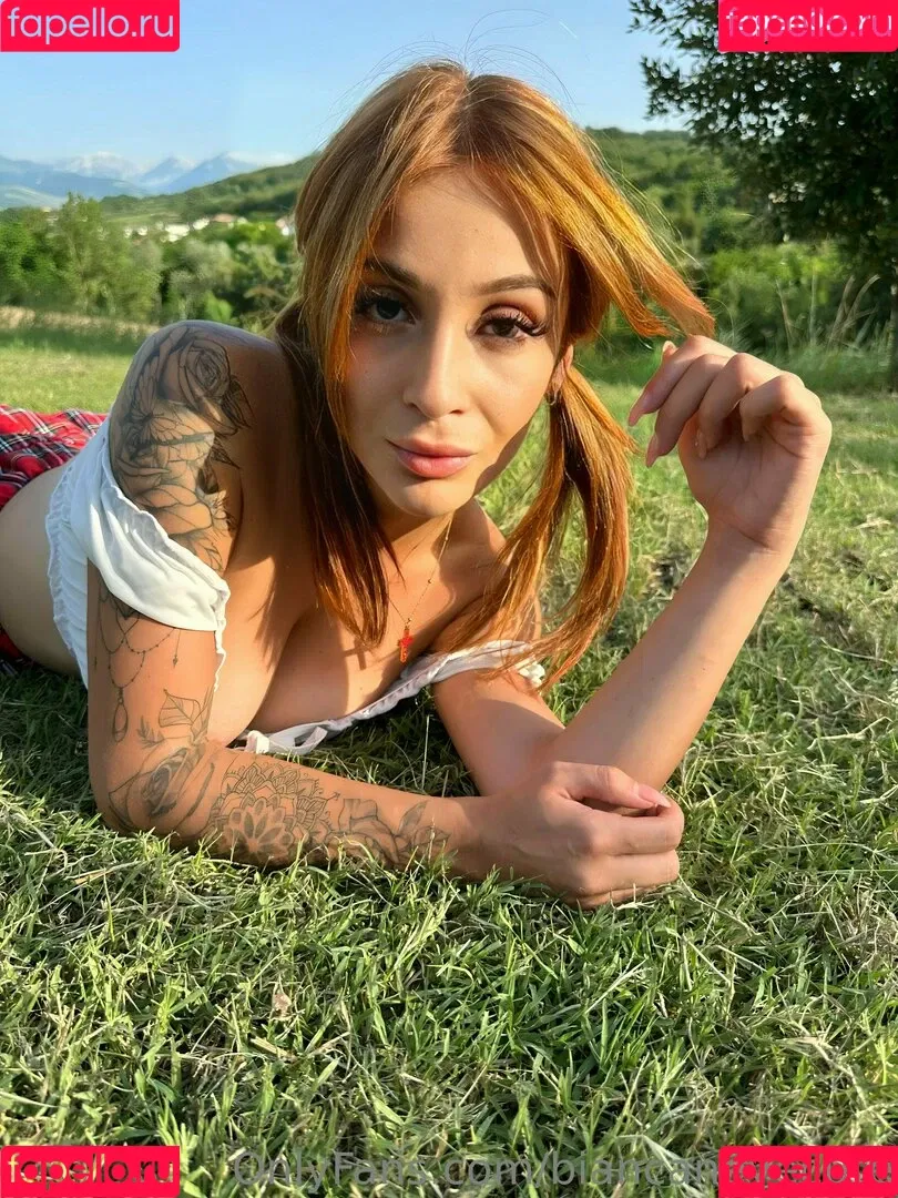 biancanevecute Onlyfans Photo Gallery 