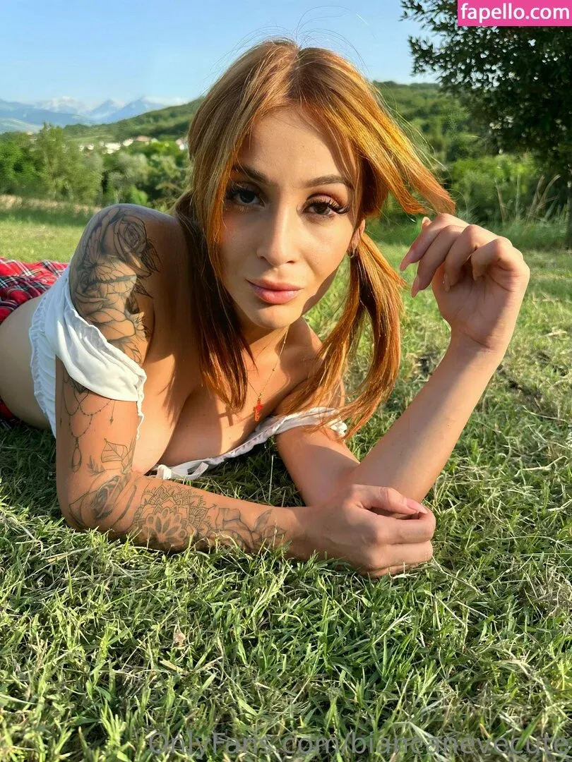 biancanevecute Onlyfans Photo Gallery 