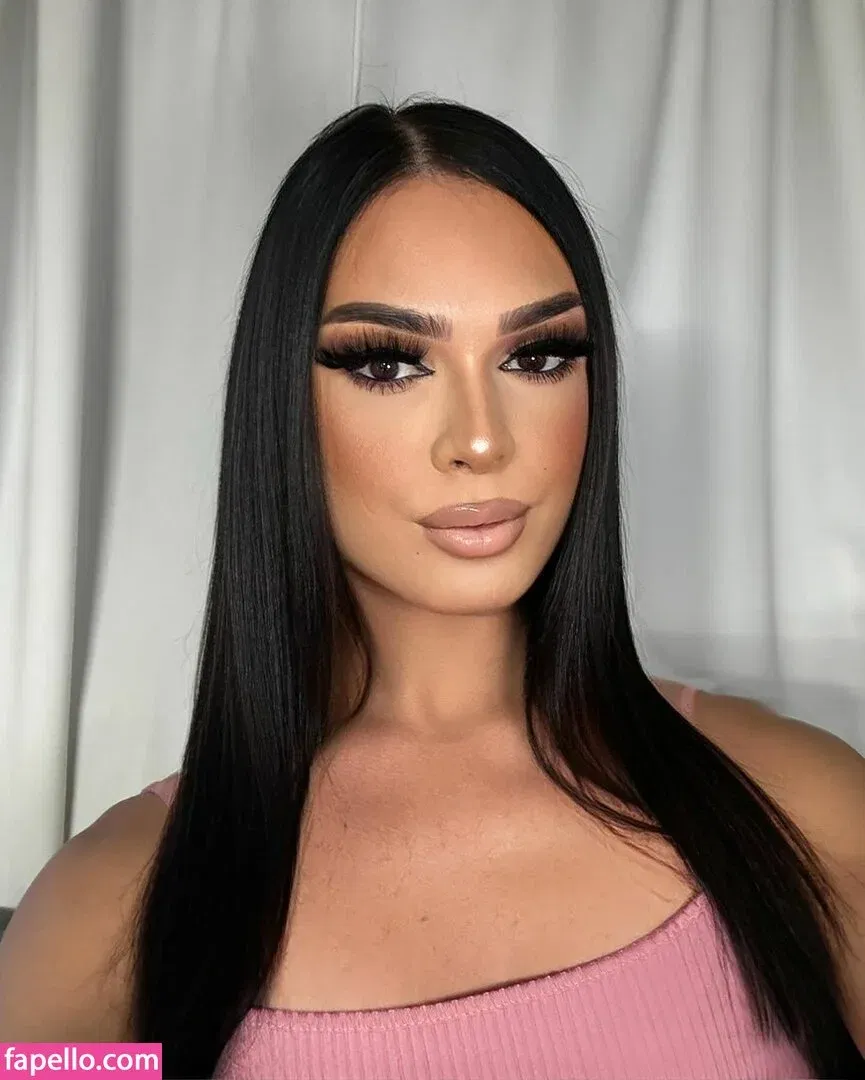 stella_valenciaga Onlyfans Photo Gallery 