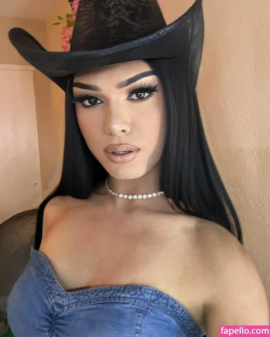 stella_valenciaga Onlyfans Photo Gallery 