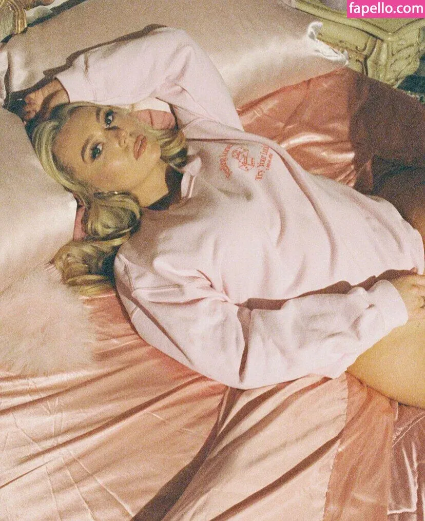 Miranda Harrison Onlyfans Photo Gallery 