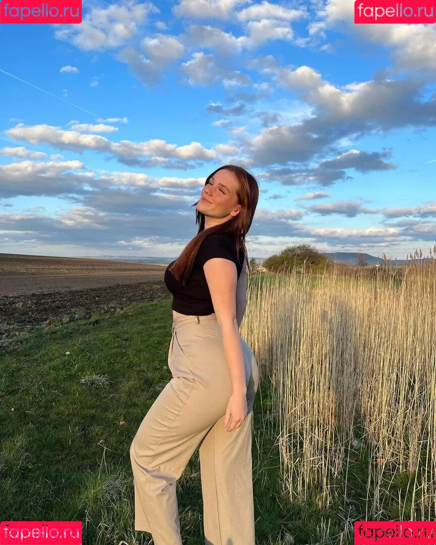Annalena.smlr Onlyfans Photo Gallery 