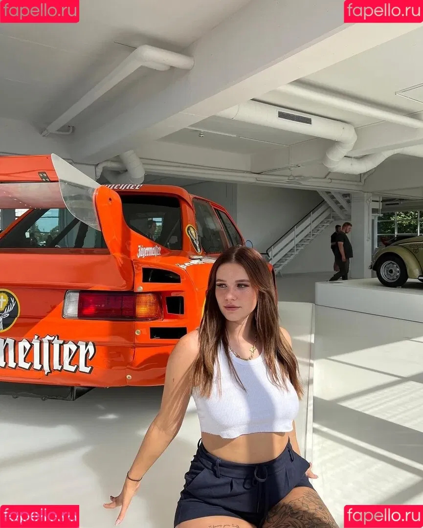 Annalena.smlr Onlyfans Photo Gallery 