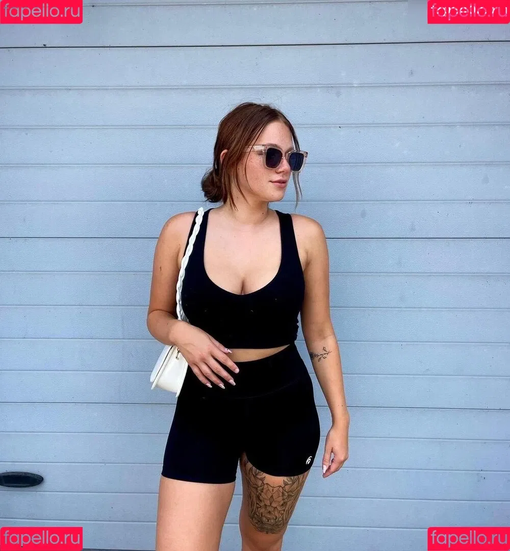 Annalena.smlr Onlyfans Photo Gallery 