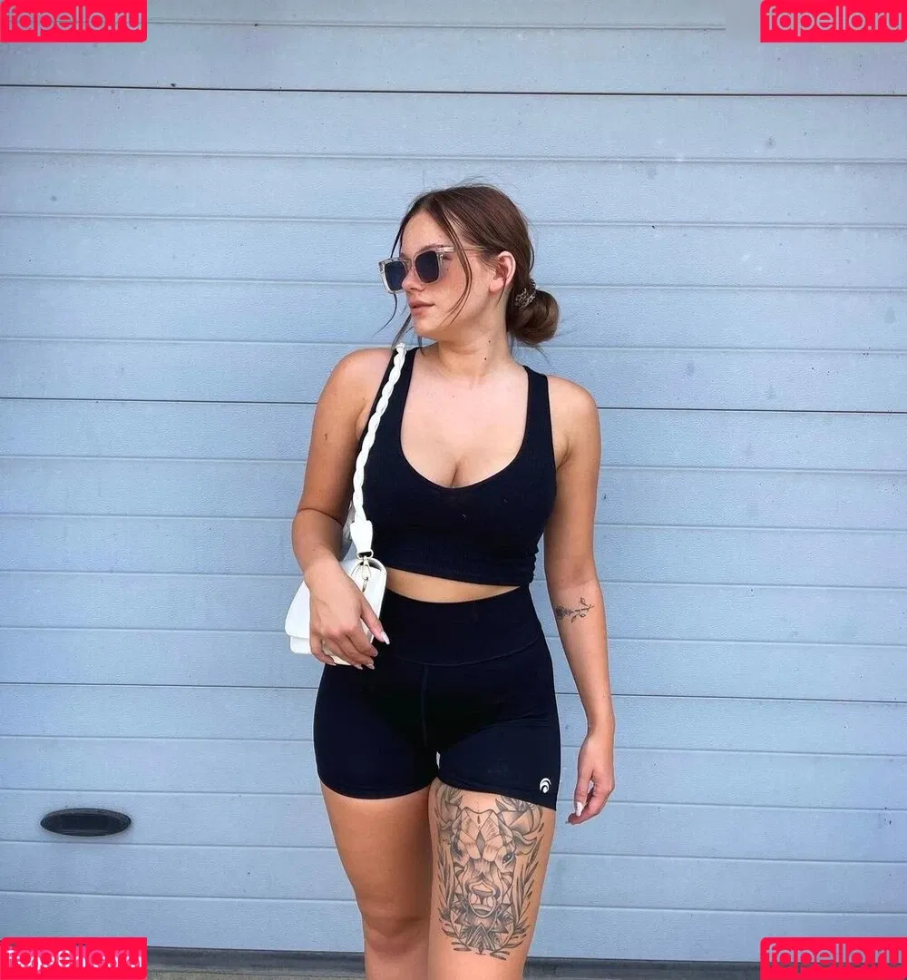 Annalena.smlr Onlyfans Photo Gallery 