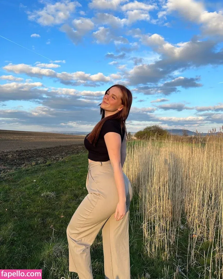 Annalena.smlr Onlyfans Photo Gallery 