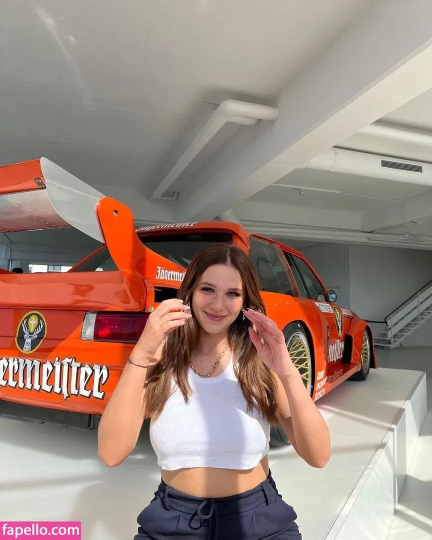 Annalena.smlr Onlyfans Photo Gallery 