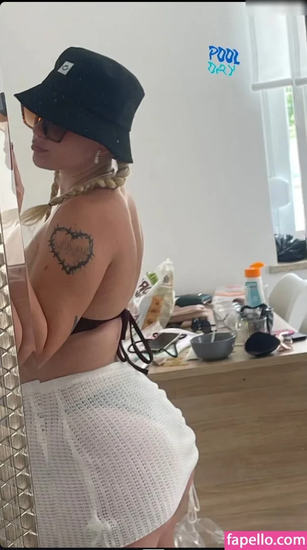 Annalena.smlr Onlyfans Photo Gallery 