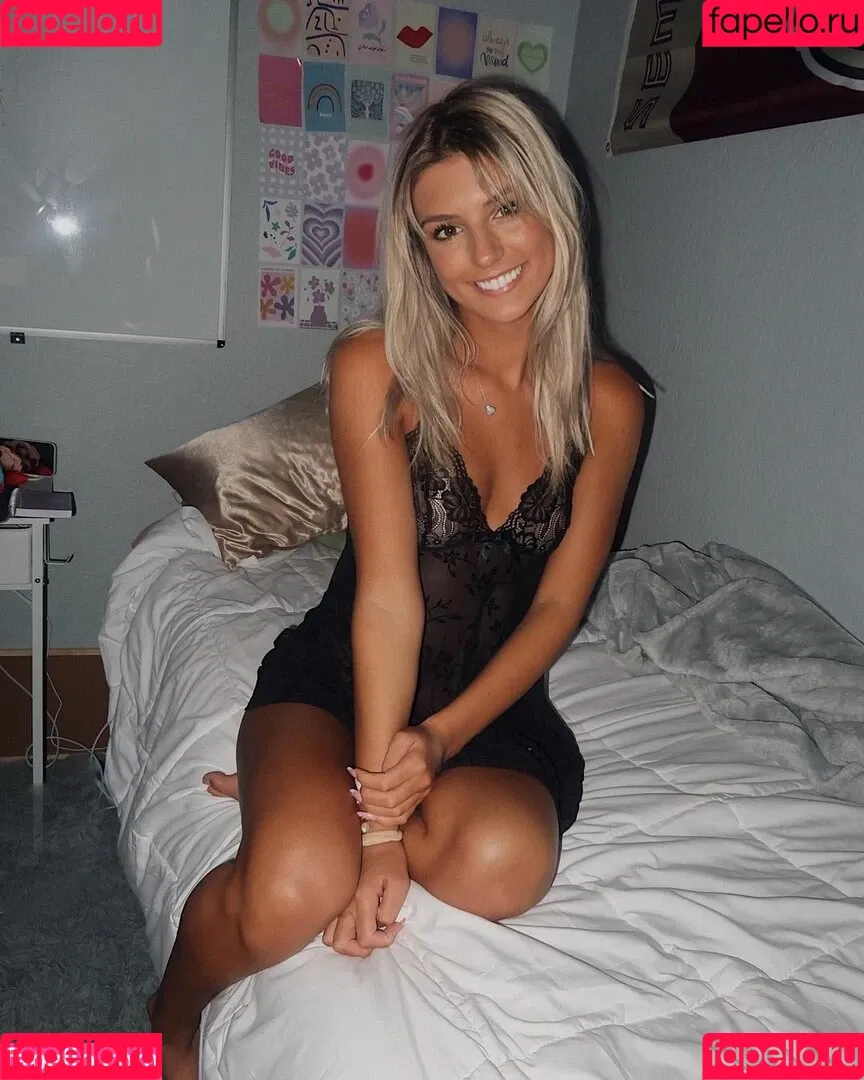 Ambie Bambie Onlyfans Photo Gallery 
