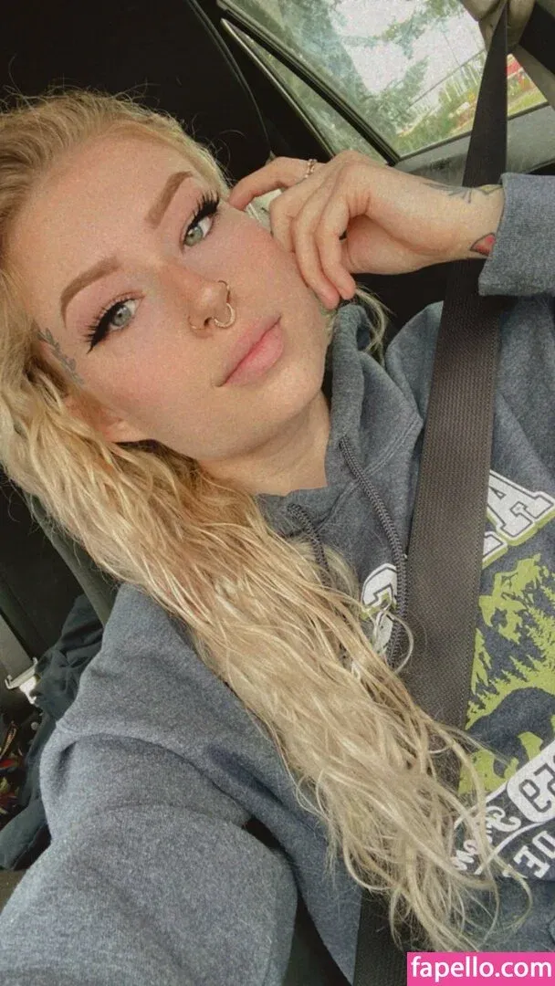 lolafreak Onlyfans Photo Gallery 