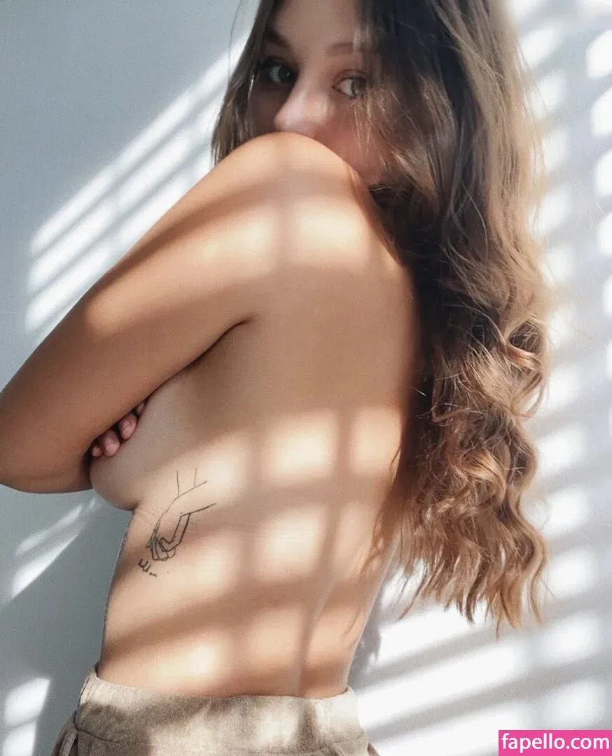 eisenbergerelena Onlyfans Photo Gallery 