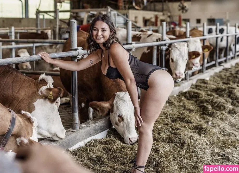 eisenbergerelena Onlyfans Photo Gallery 