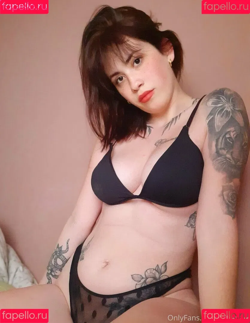 tatianaik Onlyfans Photo Gallery 