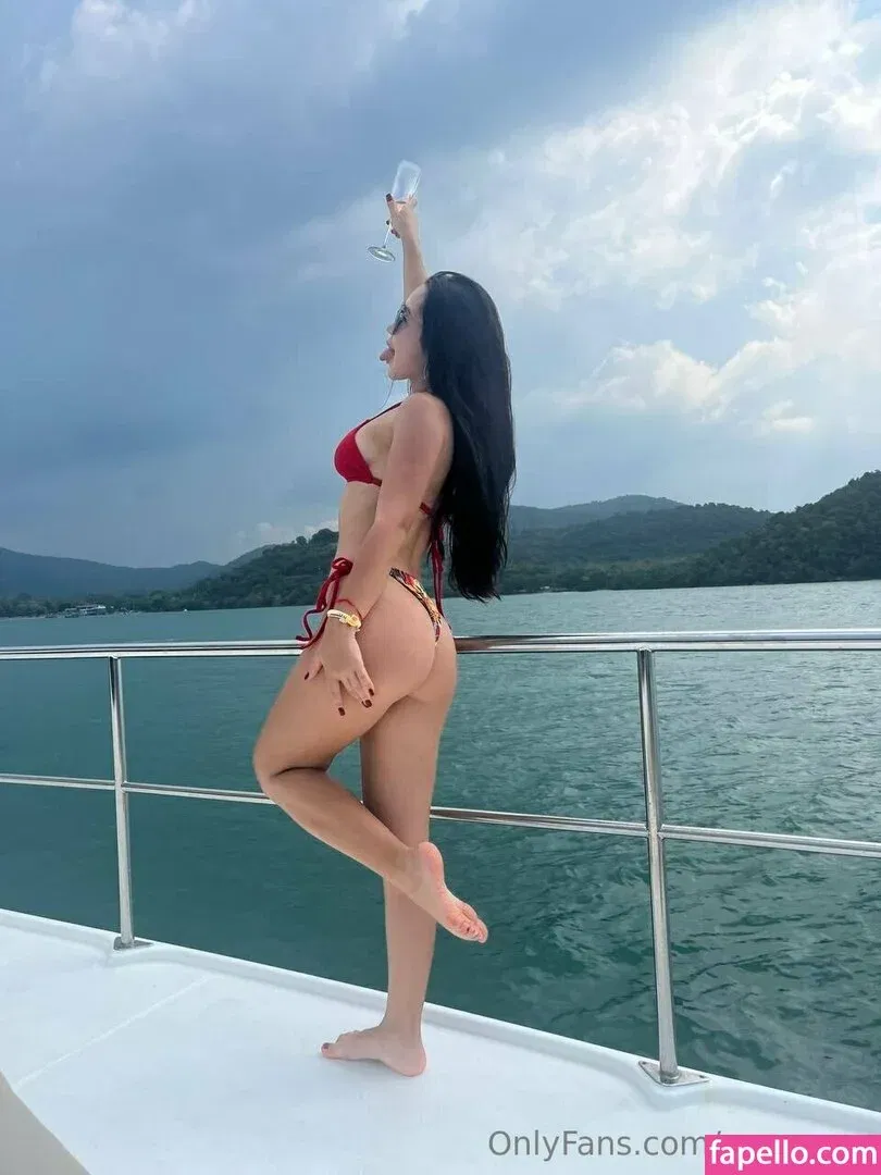 yanamae Onlyfans Photo Gallery 