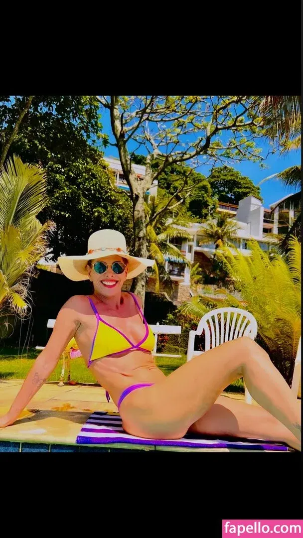 Helena Fernandes Onlyfans Photo Gallery 