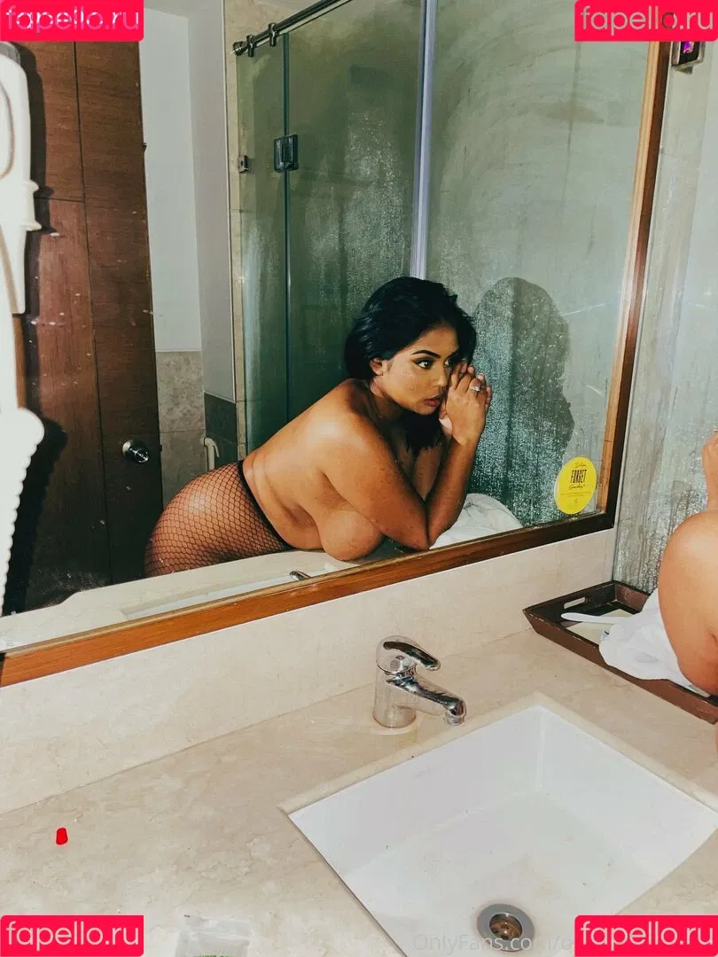 oasi.das.private Onlyfans Photo Gallery 