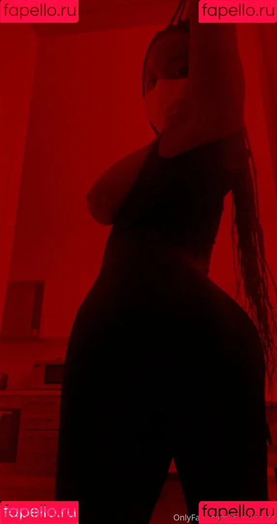 Inurgutss Onlyfans Photo Gallery 
