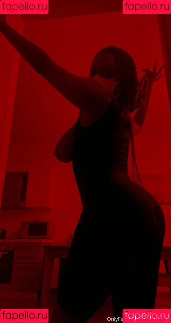 Inurgutss Onlyfans Photo Gallery 
