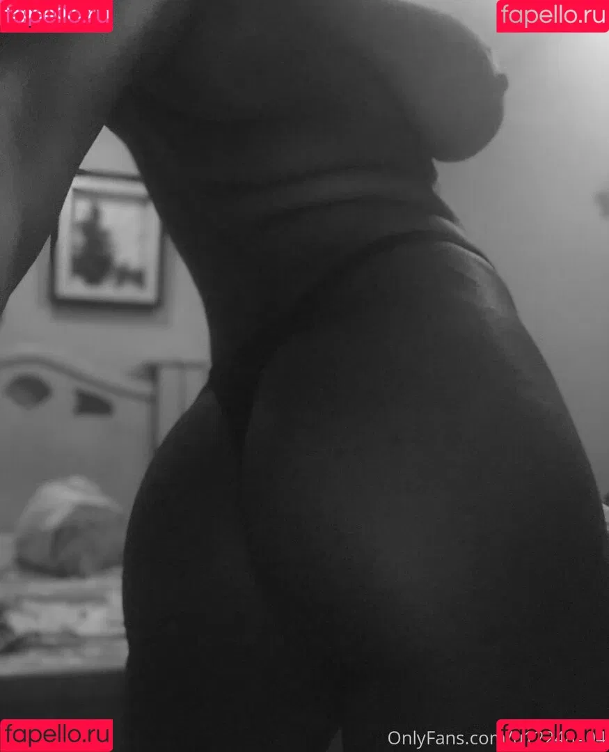 Inurgutss Onlyfans Photo Gallery 