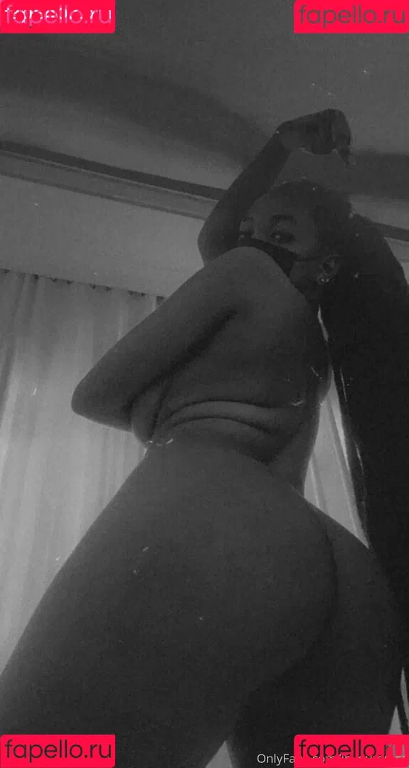 Inurgutss Onlyfans Photo Gallery 