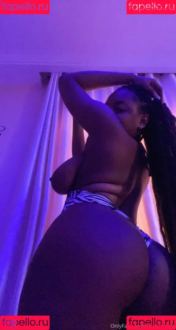 Inurgutss Onlyfans Photo Gallery 
