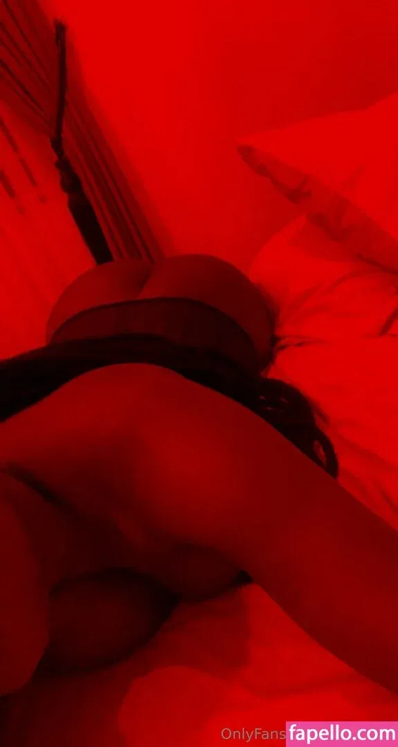 Inurgutss Onlyfans Photo Gallery 