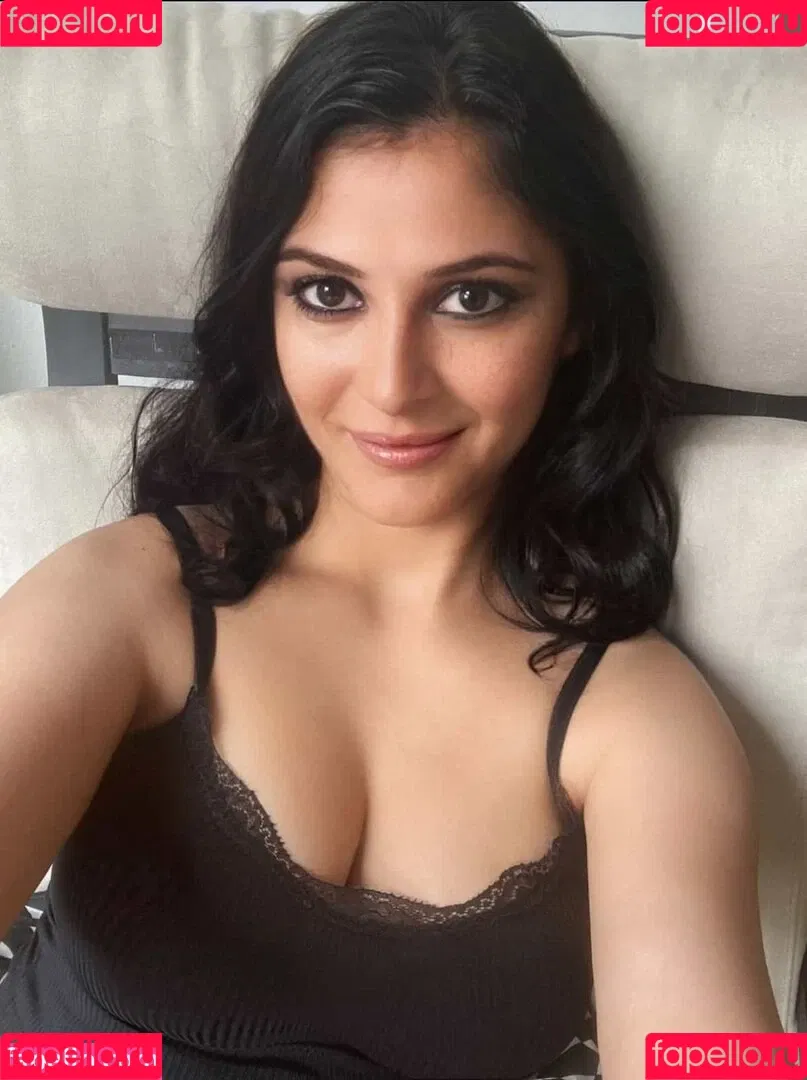 Damini Arora Onlyfans Photo Gallery 