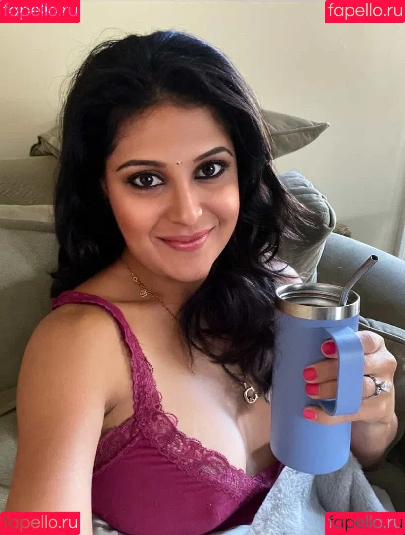 Damini Arora Onlyfans Photo Gallery 