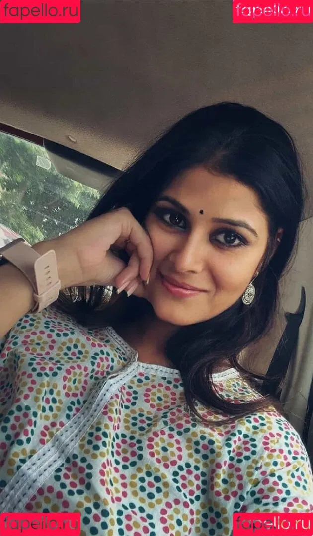 Damini Arora Onlyfans Photo Gallery 