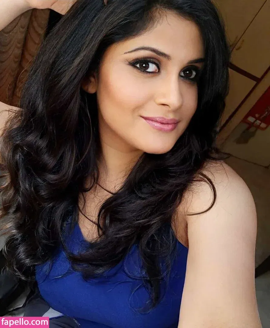 Damini Arora Onlyfans Photo Gallery 