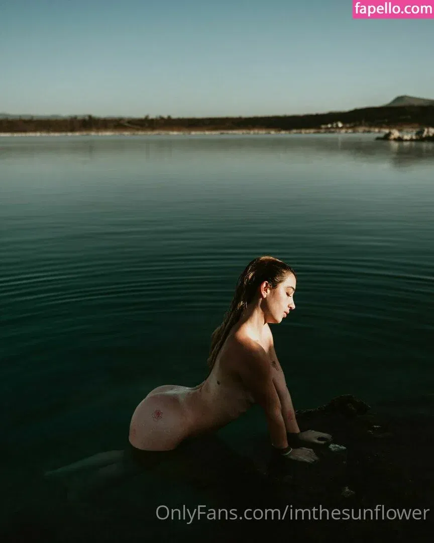 imthesunflower Onlyfans Photo Gallery 