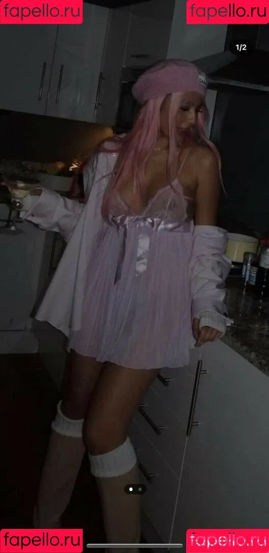 Fuhhz Onlyfans Photo Gallery 