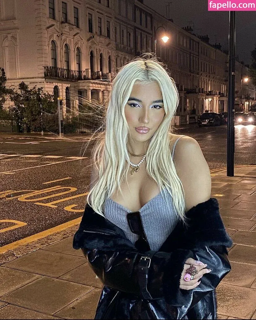 Fuhhz Onlyfans Photo Gallery 