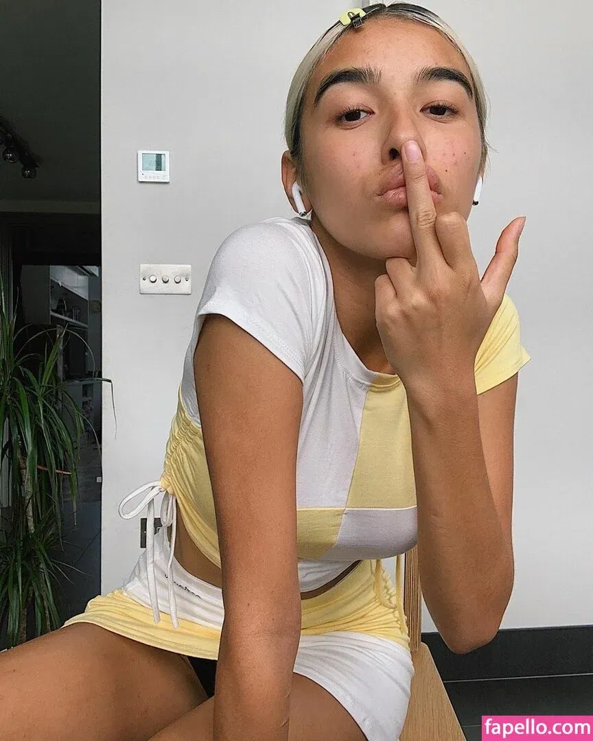 Fuhhz Onlyfans Photo Gallery 